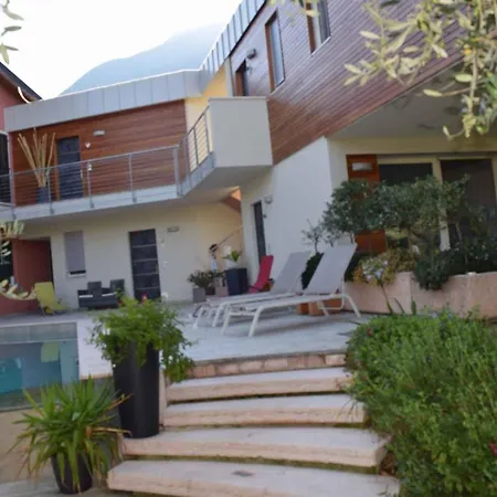 Apartment In Malcesine/gardasee 22034