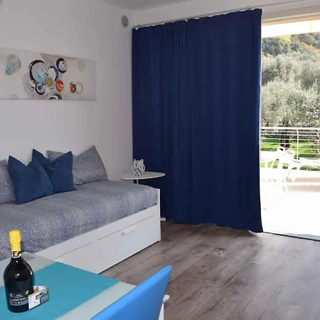 In Malcesine/gardasee 22034 Apartment